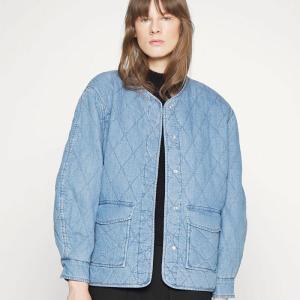 Gorgeous Aluminum Table