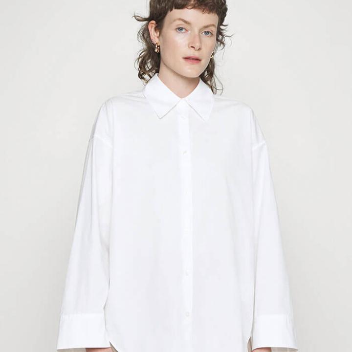 Apple MacBook Air Retina 12-Inch Laptop